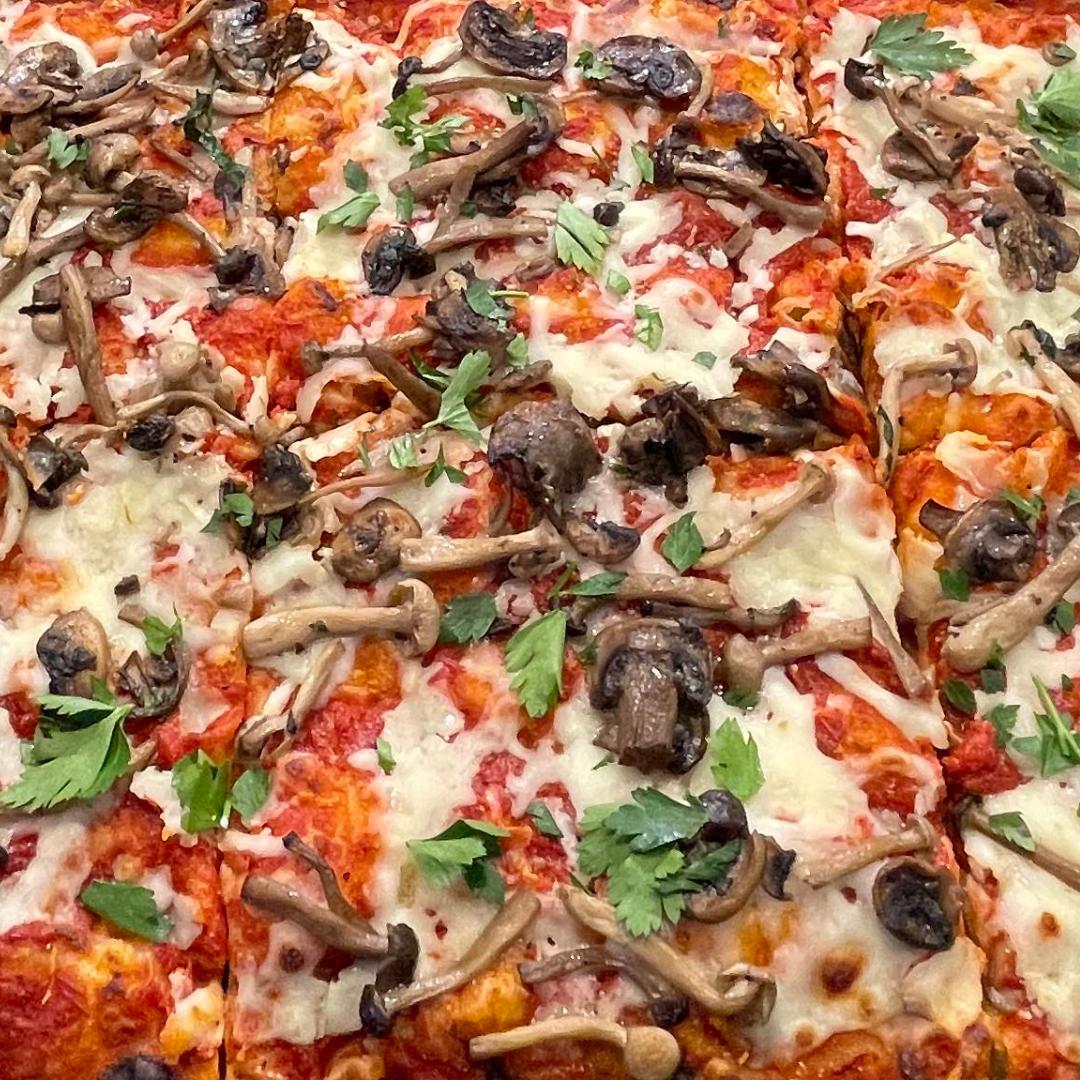La Pizza by Tarallucci e Vino