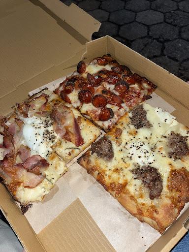 La Pizza by Tarallucci e Vino